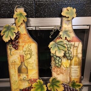 Decorative Wine Bottle Wall Art with Grapes